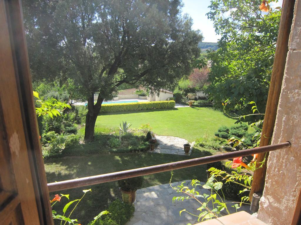 Bed and Breakfast La Frandomiere Saint-Martin-de-Londres Exterior foto