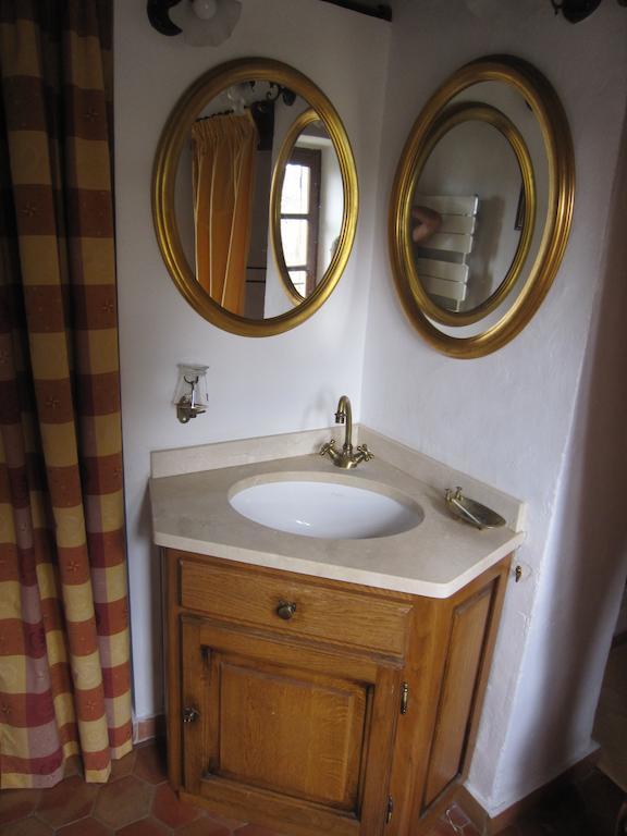 Bed and Breakfast La Frandomiere Saint-Martin-de-Londres Exterior foto
