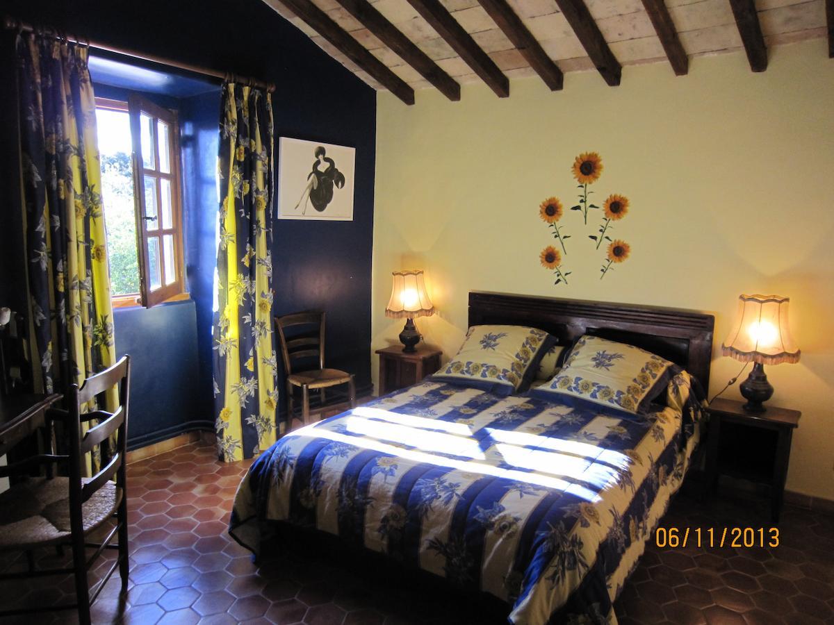Bed and Breakfast La Frandomiere Saint-Martin-de-Londres Zimmer foto